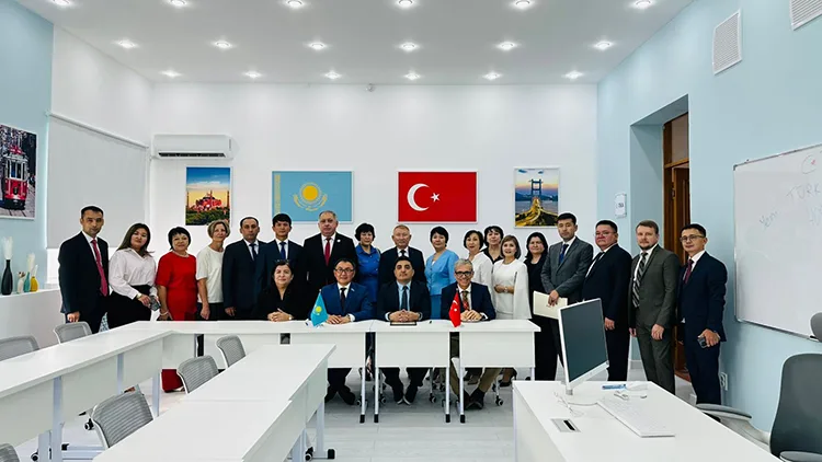 TİKA, Kazakistan’daki üniversitede “Türk Dili Sınıfı” kurdu