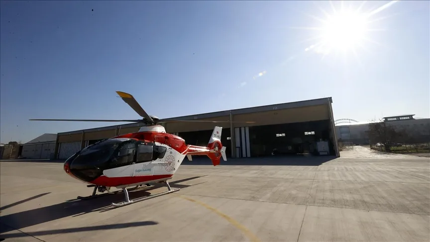Malatya’da konuşlu ambulans helikopter 6 ildeki hastaların imdadına yetişiyor