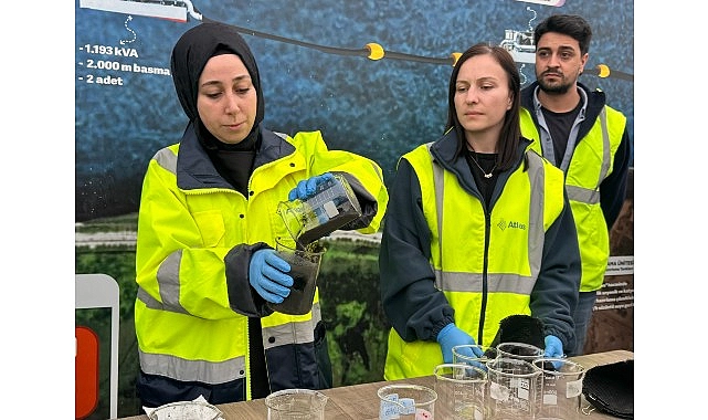 Dip çamuru projesinde geleceklerini gördüler