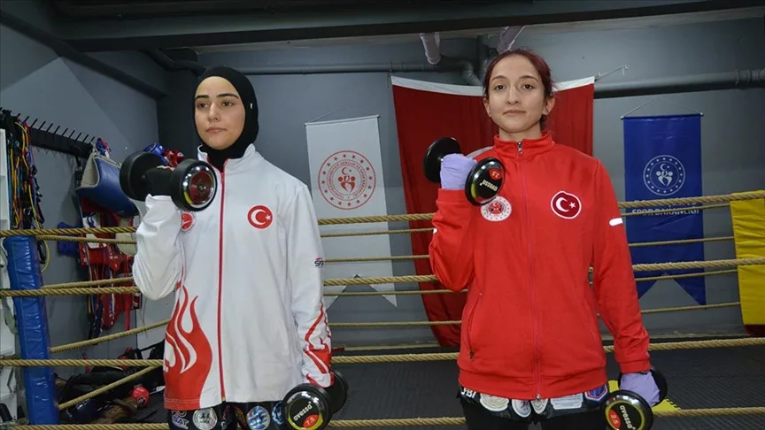 Dünya ve Avrupa organizasyonlarında madalya kazanan kız kardeşler yeni başarılara odaklandı