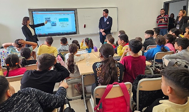 İzmir Metrosu’ndan öğrencilere metro ve tramvay eğitimi