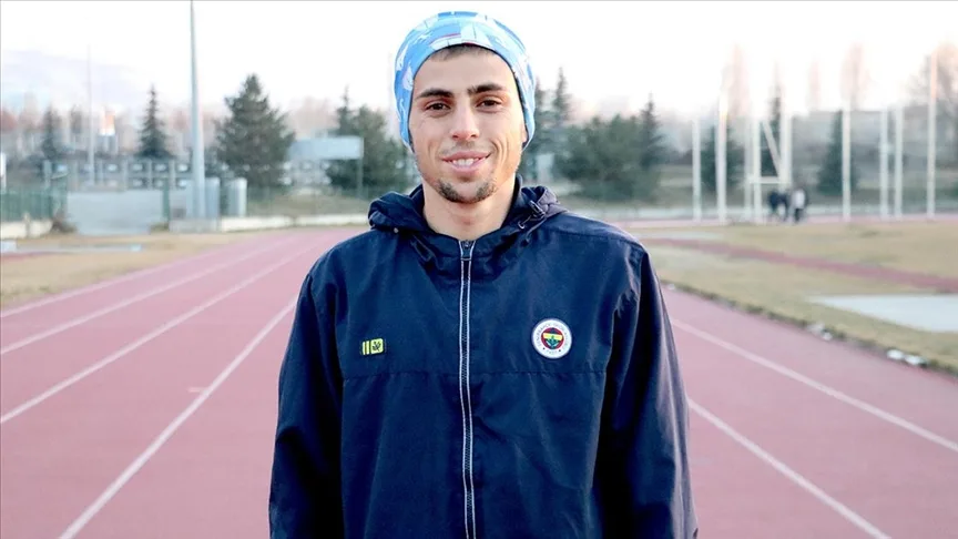 Rekortmen atlet Ömer Faruk, Avrupa ve dünya şampiyonalarına hazırlanıyor