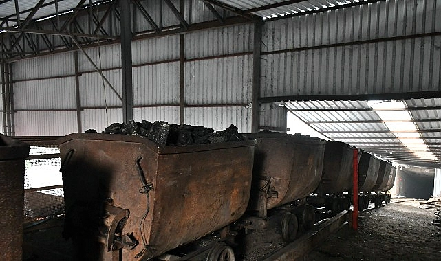 Belediye Başkanı Nergiz Karaağaçlı Öztürk, Maden İşletmesi Sahiplerini Dünya Madenciler Günü’nde Ziyaret Etti