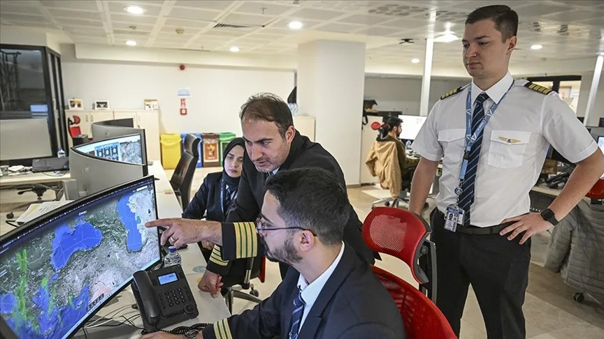 Uçaklar, havacılığın “yer pilotları” dispatcherlerin kontrolünden geçmeden uçmuyor