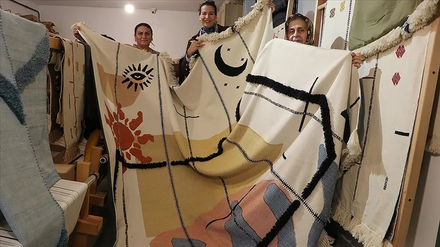 Tekirdağlı mimardan Karacakılavuz dokumasının dünyaya tanıtımına katkı