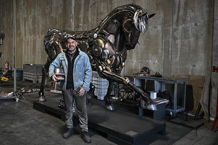 ASELSAN’ın 50. yılına özel “İleri Dönüşen Gelecek” sanat koleksiyonu hazırlanıyor