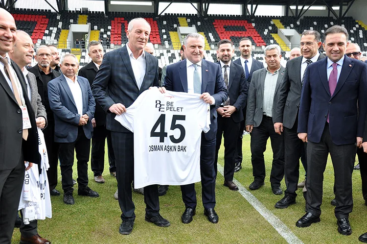 Gençlik ve Spor Bakanı Bak: Dünya Kupası’na gitmeyi hedefliyoruz