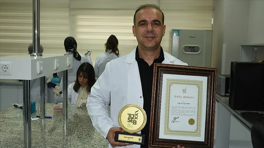 Aziz Sancar Ödülü, Prof. Dr. Suat Tekin’i gururlandırdı