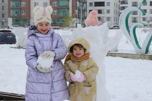Mevsimin ilk kar tatili haberleri geldi! 12 ilde eğitime ara