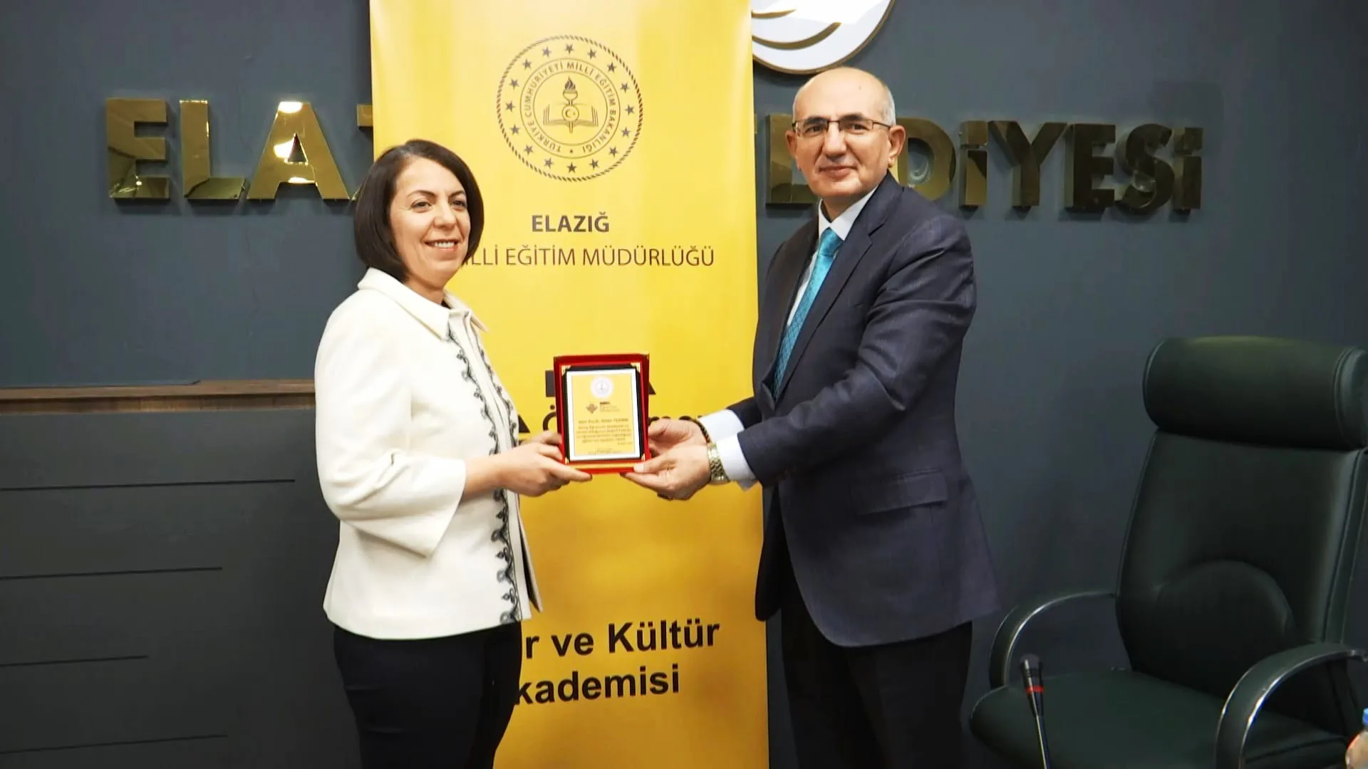 Elazığ’da Öğretmen Akademileri Eğitimleri Sürüyor