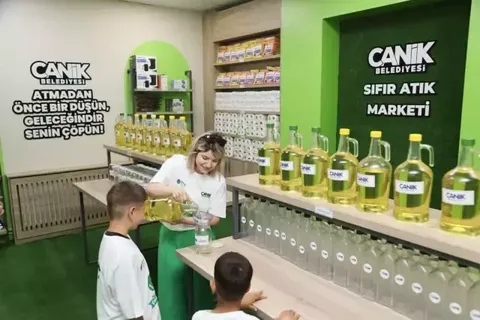 Bu Markette Para Geçmiyor, Gençler Çevre Bilinci Kazanıyor