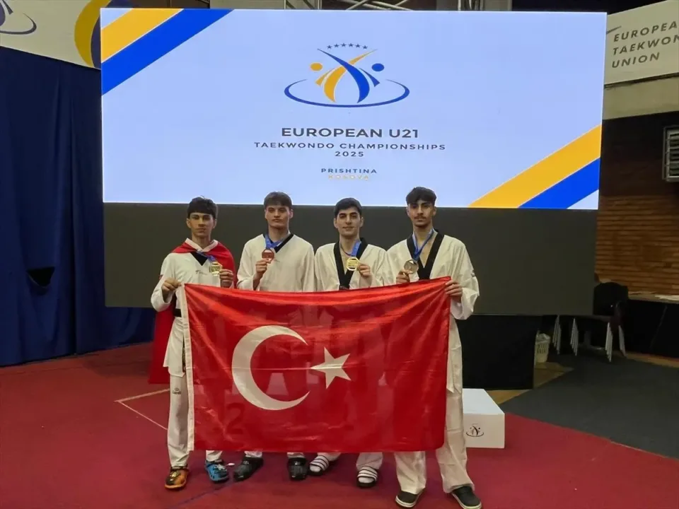 Milli tekvandocular, Avrupa Ümitler Şampiyonası’nı zirvede tamamladı