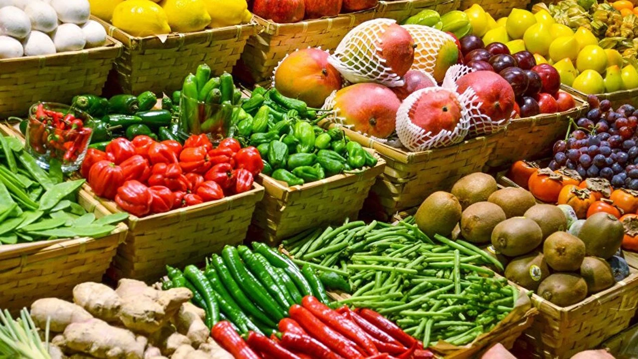 İstanbul’un meyve-sebze tercihi netleşti: Mandalina ve domates ilk sırada