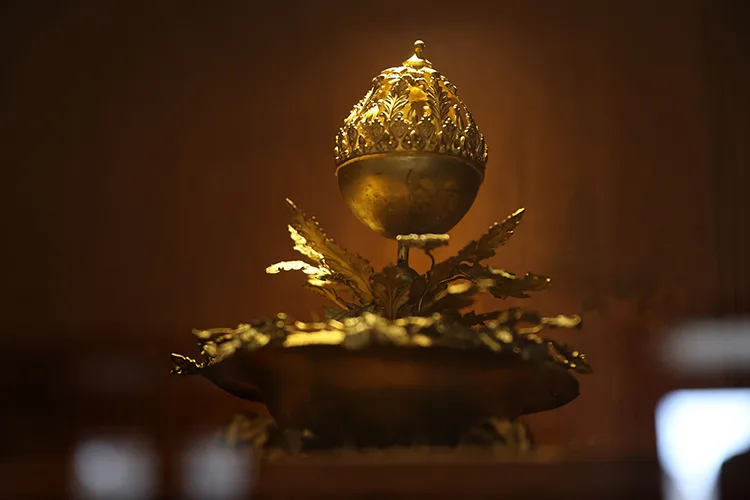 Mevlana Müzesi’nin koleksiyonuna Mevlevi dervişlerinin kullandığı 171 yeni parça eklendi