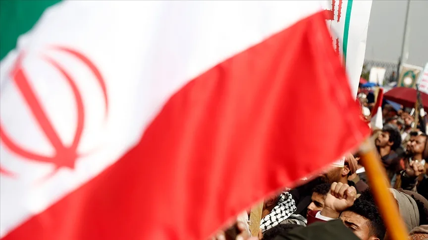 İran’da gösteriler 12. gününde çeşitli kentlerde devam ediyor