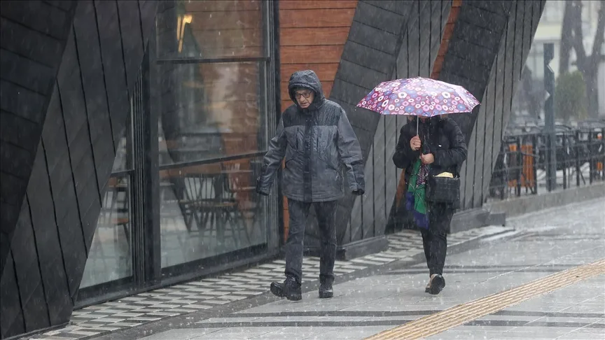 Yurdun bazı bölgeleri için kar, sağanak ve fırtına uyarısı