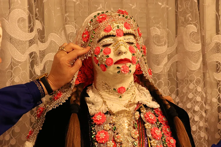 Bulgaristan’ın Müslüman Ribnovo köyünde binlerce yıllık “Gelina” düğün geleneği sürdürülüyor