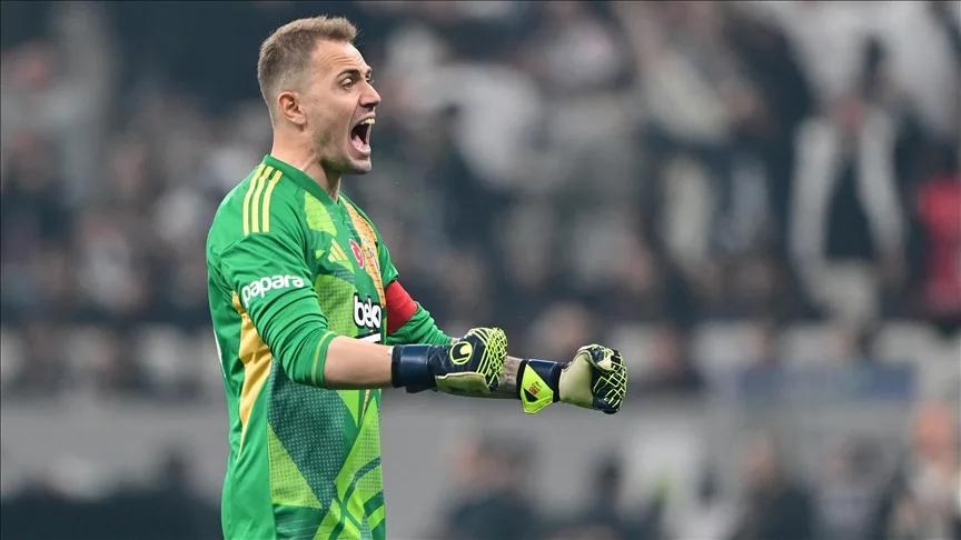 Beşiktaş’ta Mert Günok ile yollar ayrıldı