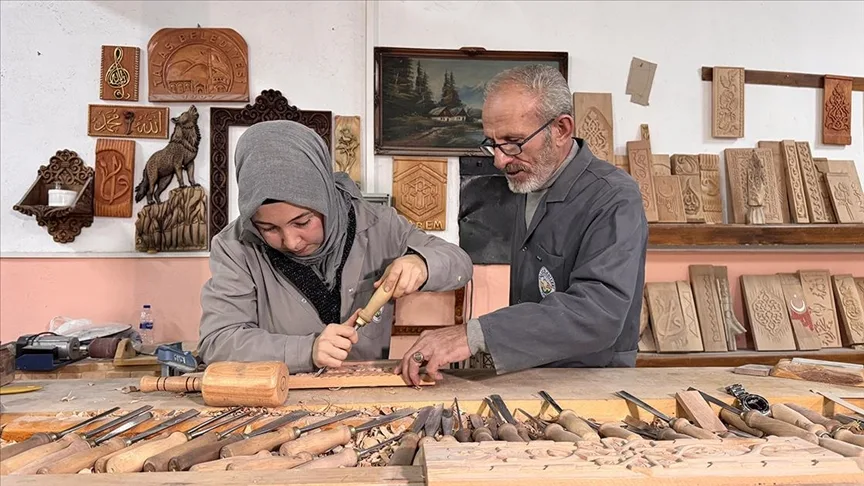 Mimar Sinan’ın memleketinde taş ve ahşap ustalığı geleceğe taşınıyor