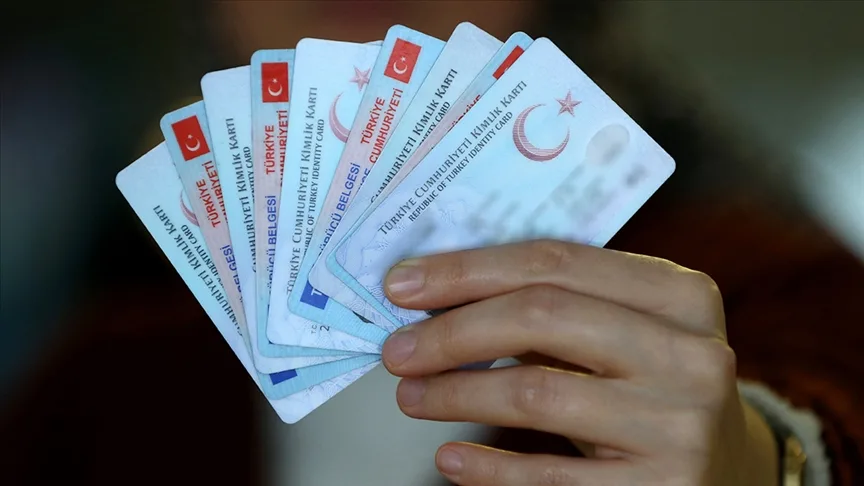 Geçen yıl 8,4 milyon kimlik kartı işlemi yapıldı