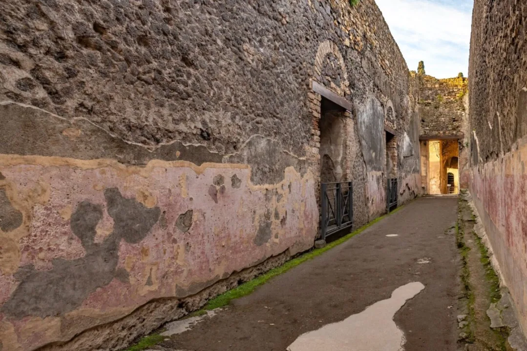 3D Teknolojisi Pompeii’de 2.000 Yıllık Gladyatör Graffitilerini ve Aşk Mesajlarını Ortaya Çıkardı