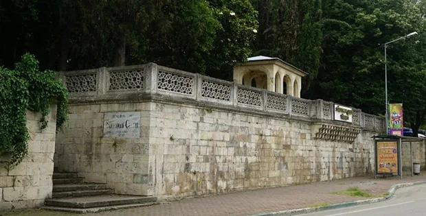 Mevlid-i Şerif’in Yazarı Süleyman Çelebi’nin Anıt Mezarı