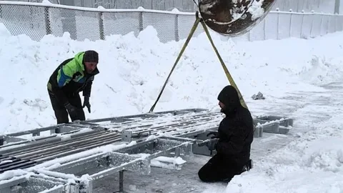 Kuzuyayla’da yürüyen bant, kar keyfine konfor katacak