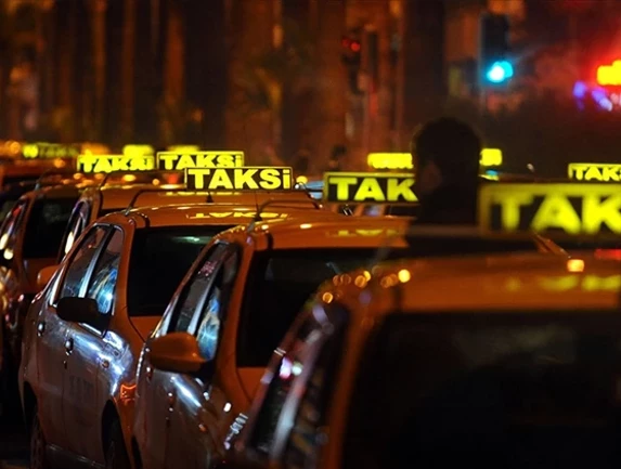 İBB, 250 taksi plakasından 156’sını sattı! İşte satış fiyatı…