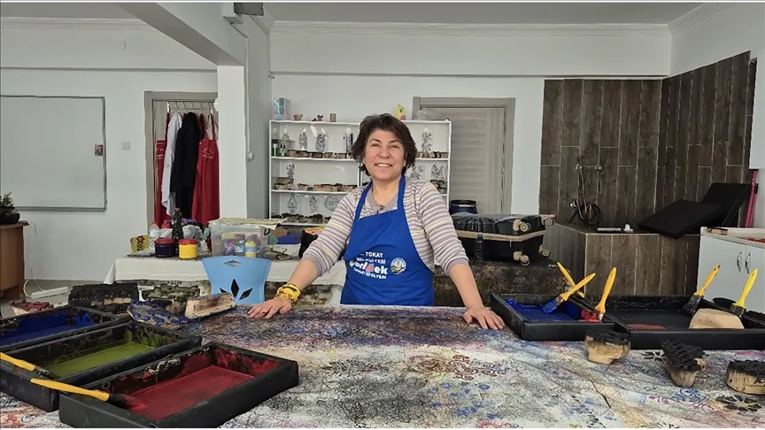 Geleneksel el yazması baskısını öğrenmek için Ankara’dan Tokat’taki kursa geldi