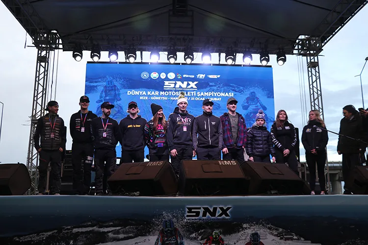 Rize’de Dünya Kar Motosikleti Şampiyonası’nın açılış seremonisi yapıldı