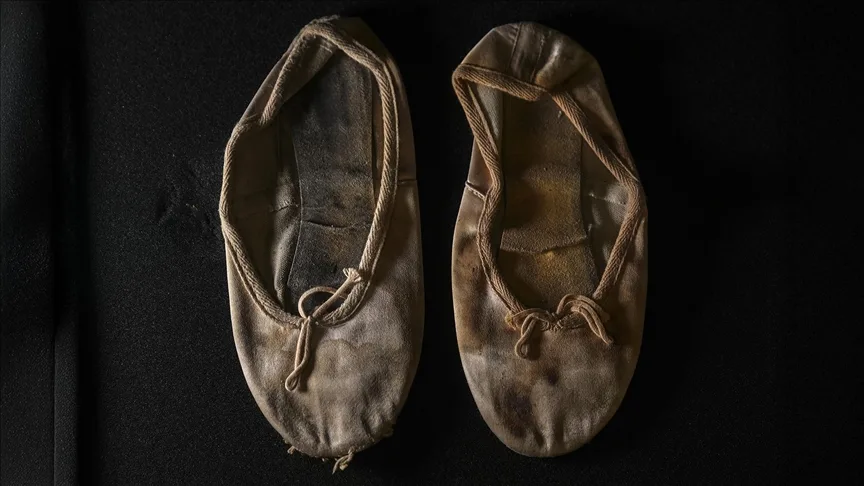 Amy Winehouse’un ikonik bale pabuçları Türk koleksiyonerde