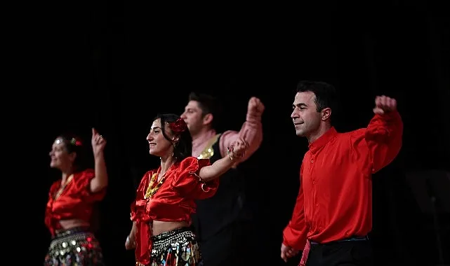 “Türkü Türkü Türkiyem Hemdem” konseri büyük beğeni topladı