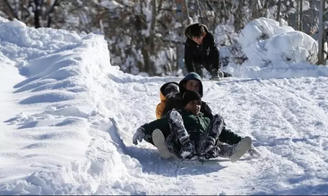 Çok sayıda kentte eğitime kar arası.. Aralarında İstanbul ve Ankara da var! 