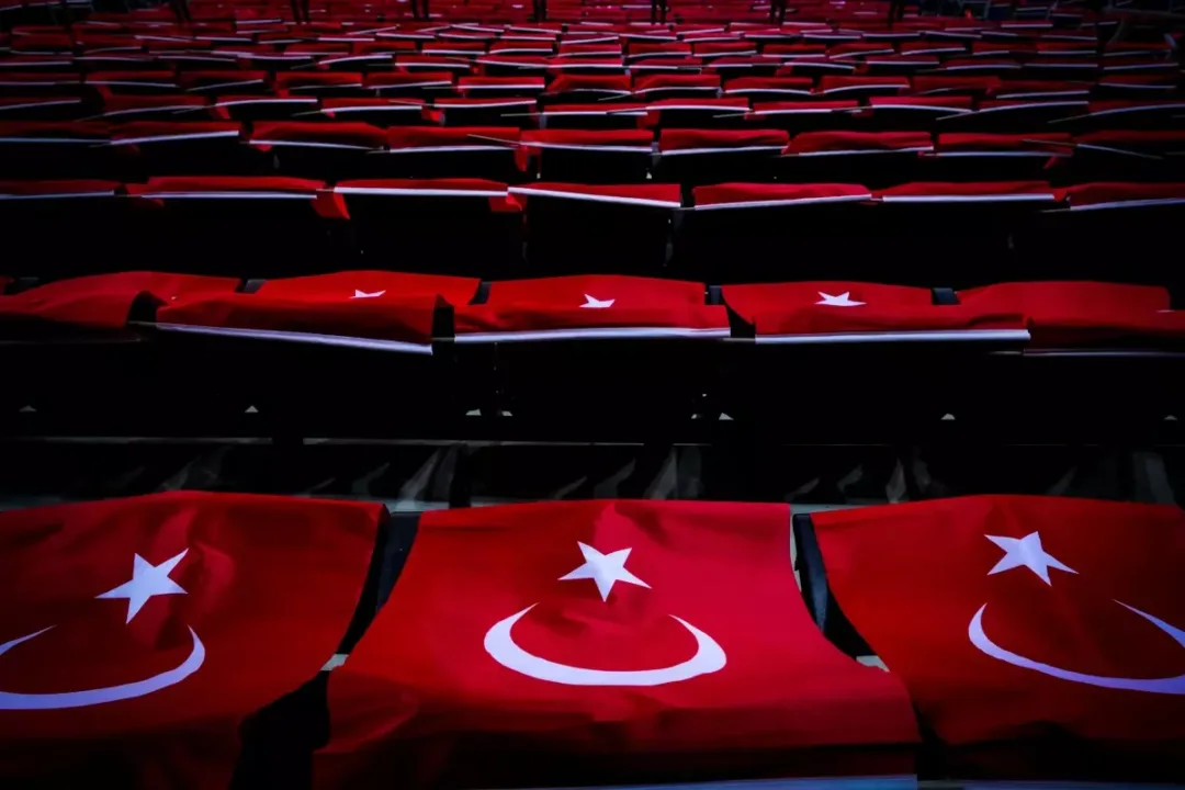 Fenerbahçe, Salonunu Da Türk Bayraklarıyla Süsledi