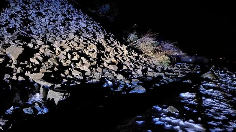 Sinop’ta toprak kayması nedeniyle köy yolları ulaşıma kapandı