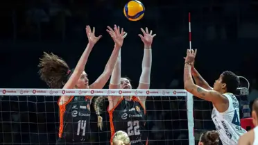 Fenerbahçe Medicana, Eczacıbaşı Dynavit’i 3-1 mağlup etti