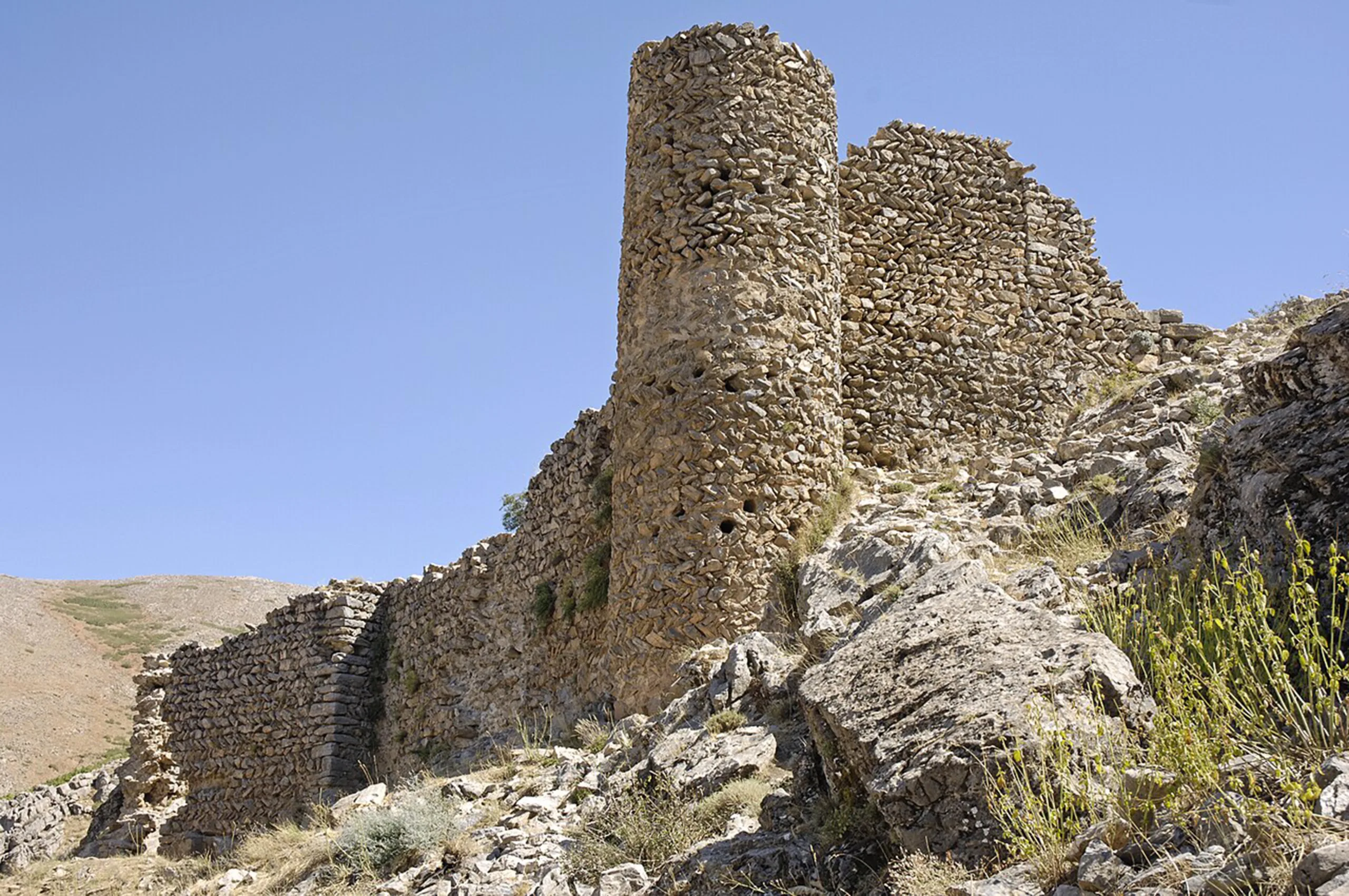 Zamana Meydan Okuyan Haspet Kalesi