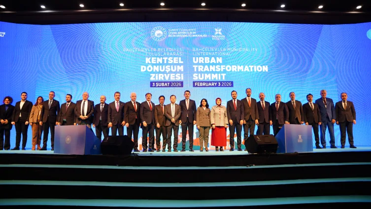 Bakan Kurum’dan belediyelere çağrı: Birlikte bir an önce şehirlerimizi dirençli hale getirelim