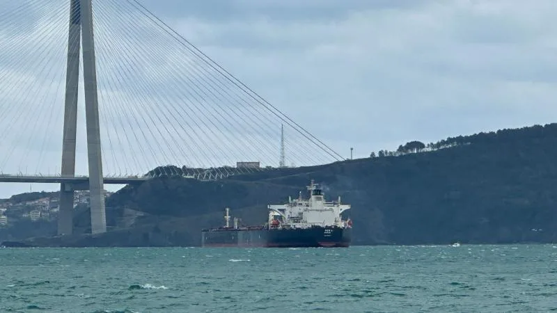 Boğazlardan geçen yıl yaklaşık 85 bin gemi geçti