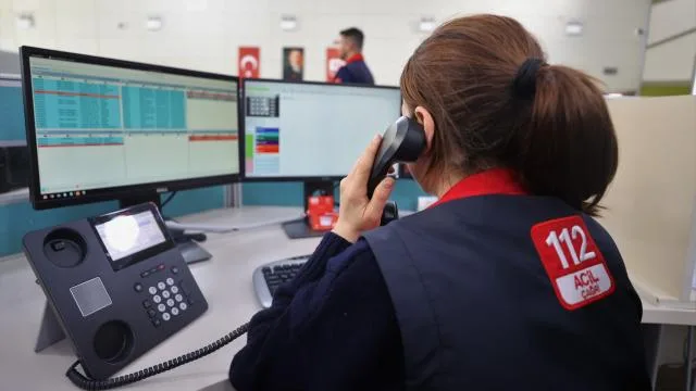 Rüya tabiri isteyen de takma dişi kaybolan da 112’yi aradı