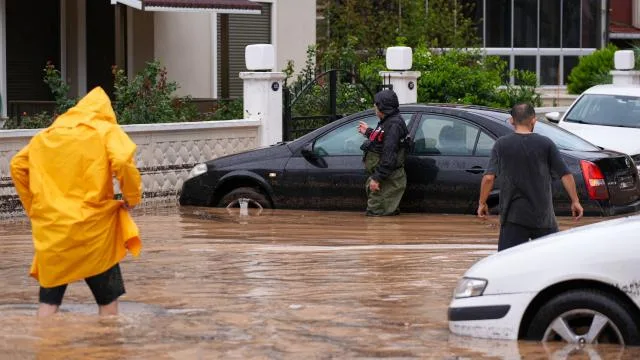 Meteorolojiden 2 kente “kuvvetli yağış” uyarısı