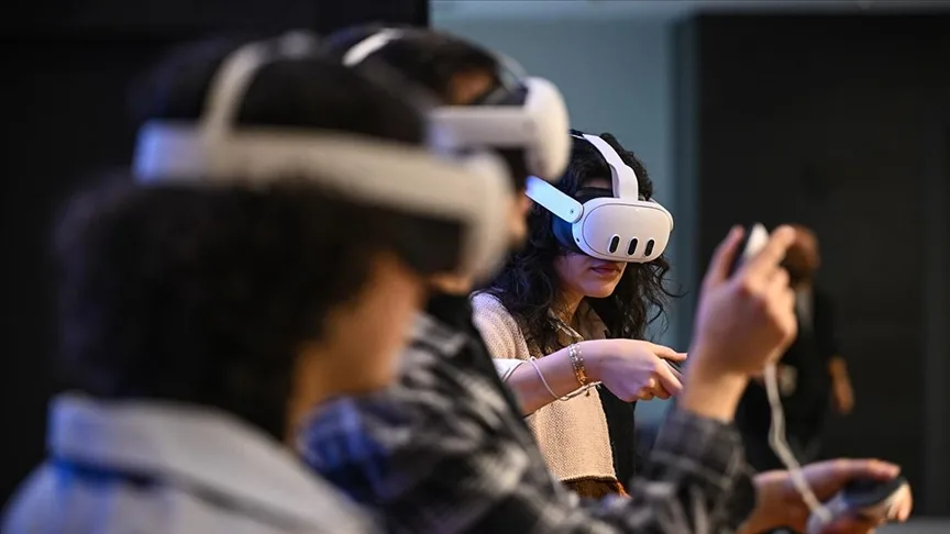 Türkiye’nin “dijital sanatçıları” sanal gerçeklikte keşfedilecek