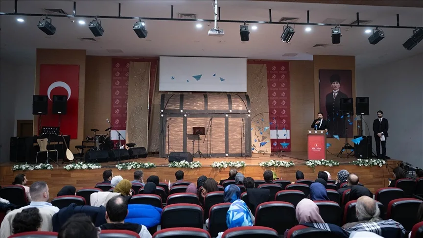 Başkentte 22. Gönül Harmanı Şiir Gecesi düzenlendi