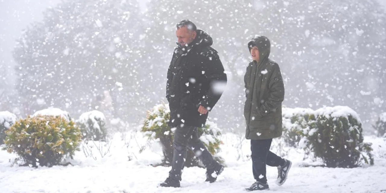 Önce ısınacak sonra buz kesecek.. Ufukta kar göründü!