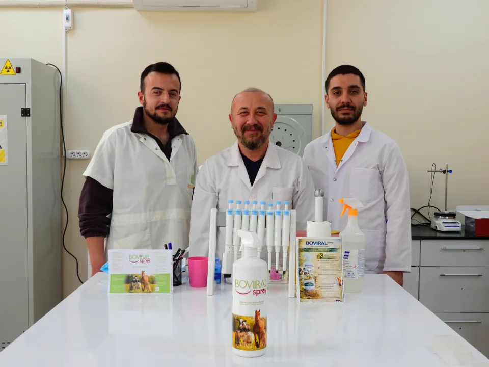 Şap Hastalığının Neden Olduğu Ağız Yaralarına Hızlı Çözüm: Boviral Sprey