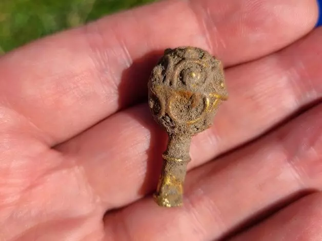 Arkeoloji öğrencisi ilk kazısında 90 dakikada tarihi keşif yaptı