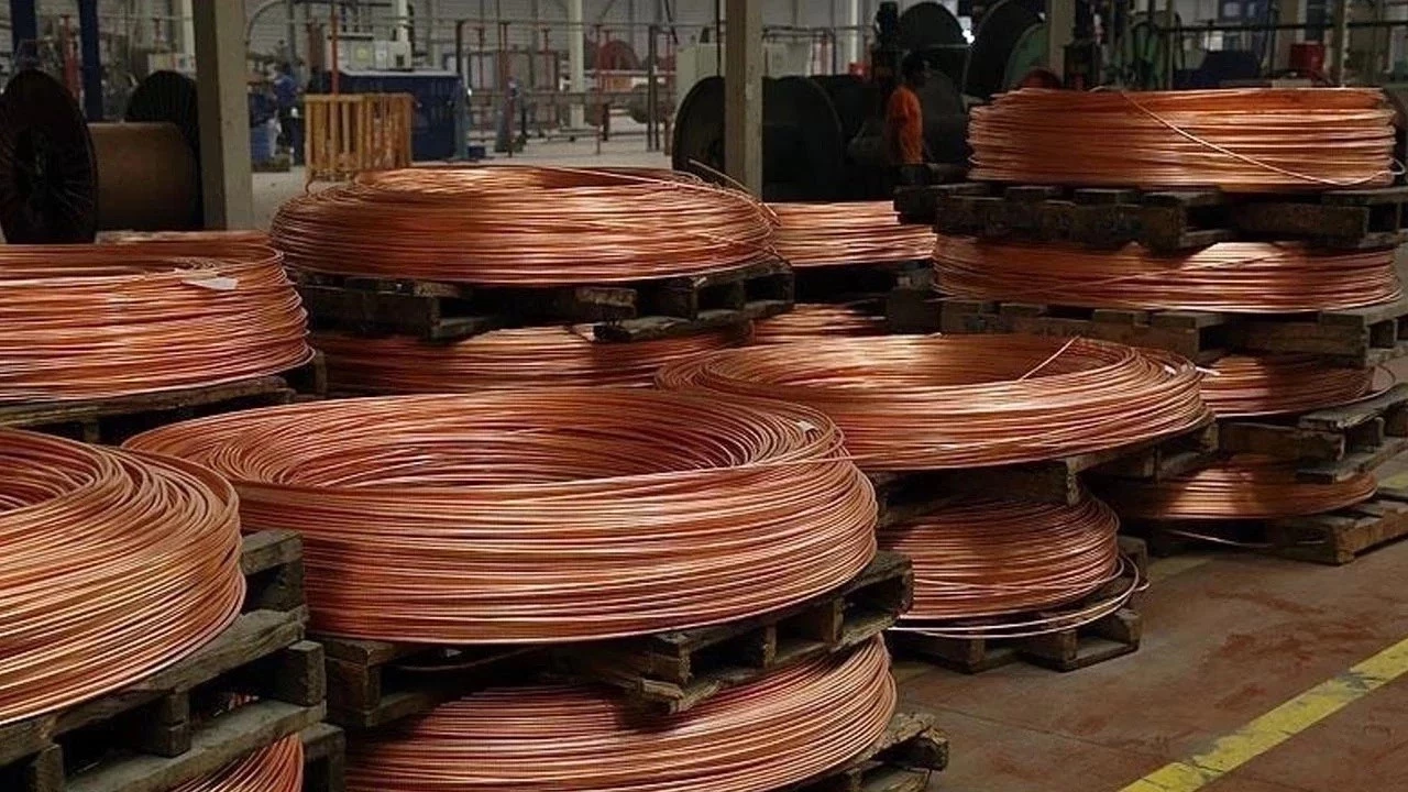 Bakırda 20 yıllık stok rekoru fiyatları düşürdü