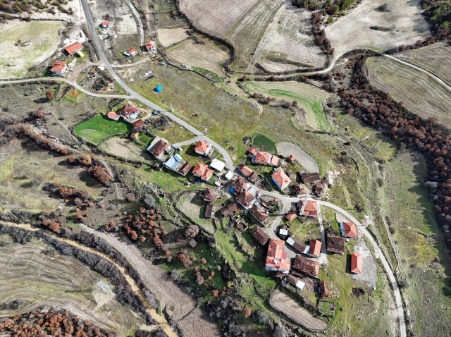 Türkiye’de köy sayısı 18 bin 215