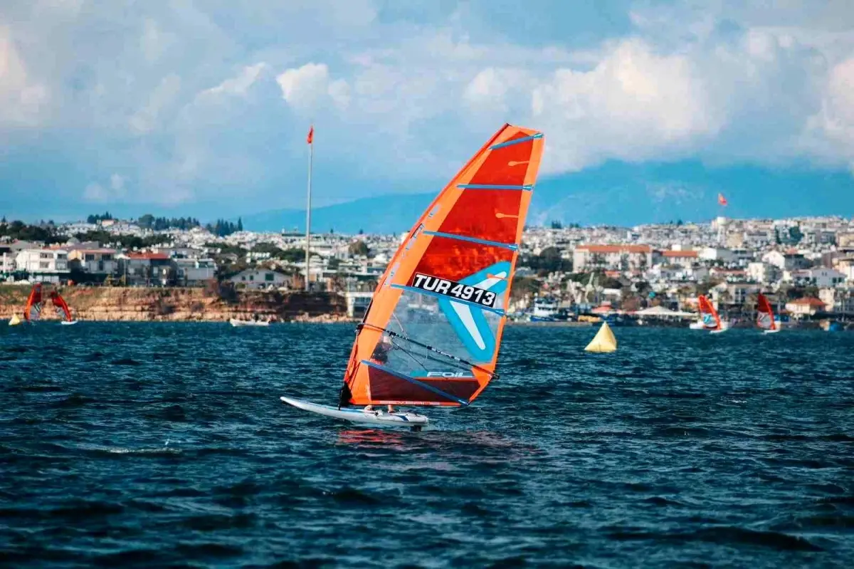 Yelken Şampiyonası, Didim Belediyesi’nin ev sahipliğinde başladı