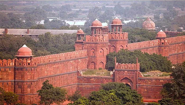 Babür Hanedanlığı’nın Güç Sembolü Kızıl Kale